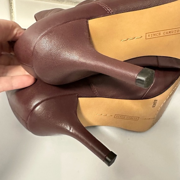 VINCE CAMUTO Andrissa ruched Red leather woman dress 3" Stiletto dress boot 8.5 - Picture 10 of 16
